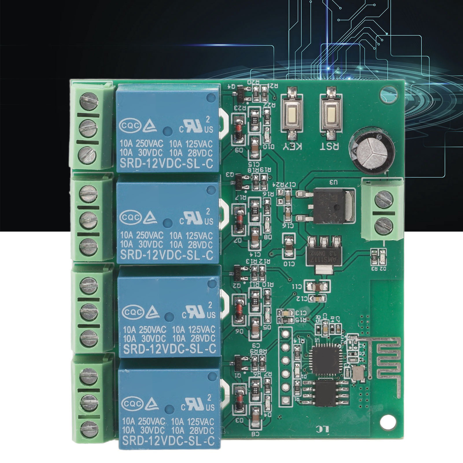 Der Esp8266-chip Steuert Ein Vierkanal-wi-fi-relaismodul, Das Mit 12 V Gleichstrom Betrieben Wird.