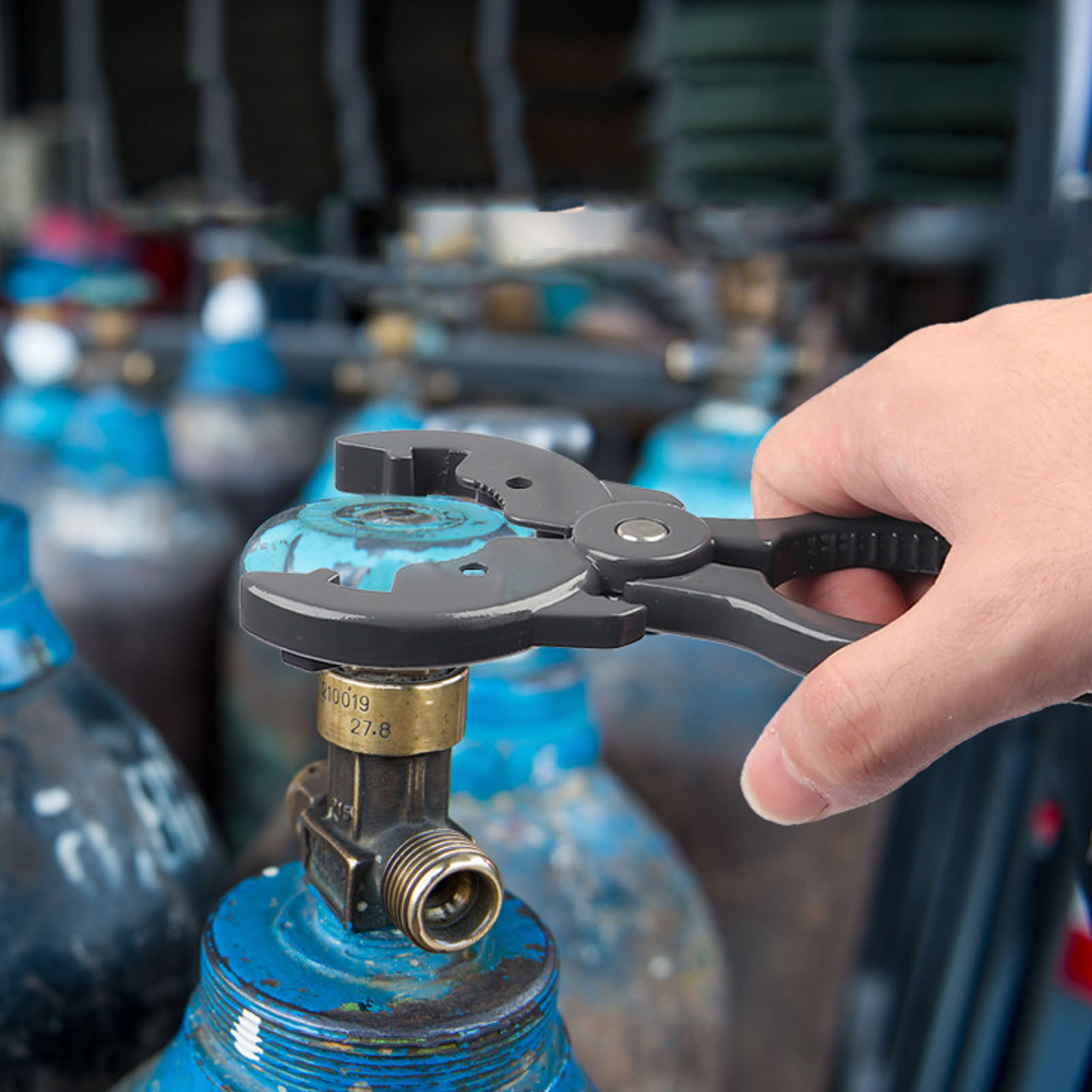Multifunktionsschlüssel Für Gasflaschenregler