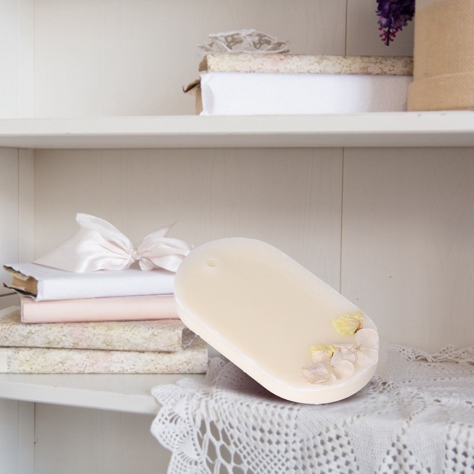 Dufttabletten Mit Freesie-duft, Duftsäckchen Für Damen, Langanhaltender Duft, Desodorierender Diffusor Für Kleiderschränke Und Autos, Mit Zufälligen Ovalen Blumenmustern.