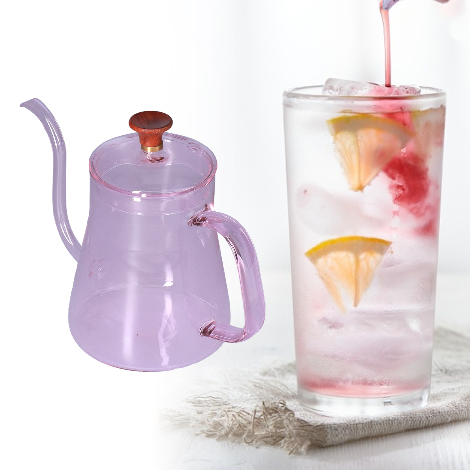 Eine Gläserne Kaffeekanne Mit Manuellem Perforator, Eine Kaffeetasse Mit Langem Schwanenhalsausguss Und Eine 350 Ml Große Rosa Wasserflasche.