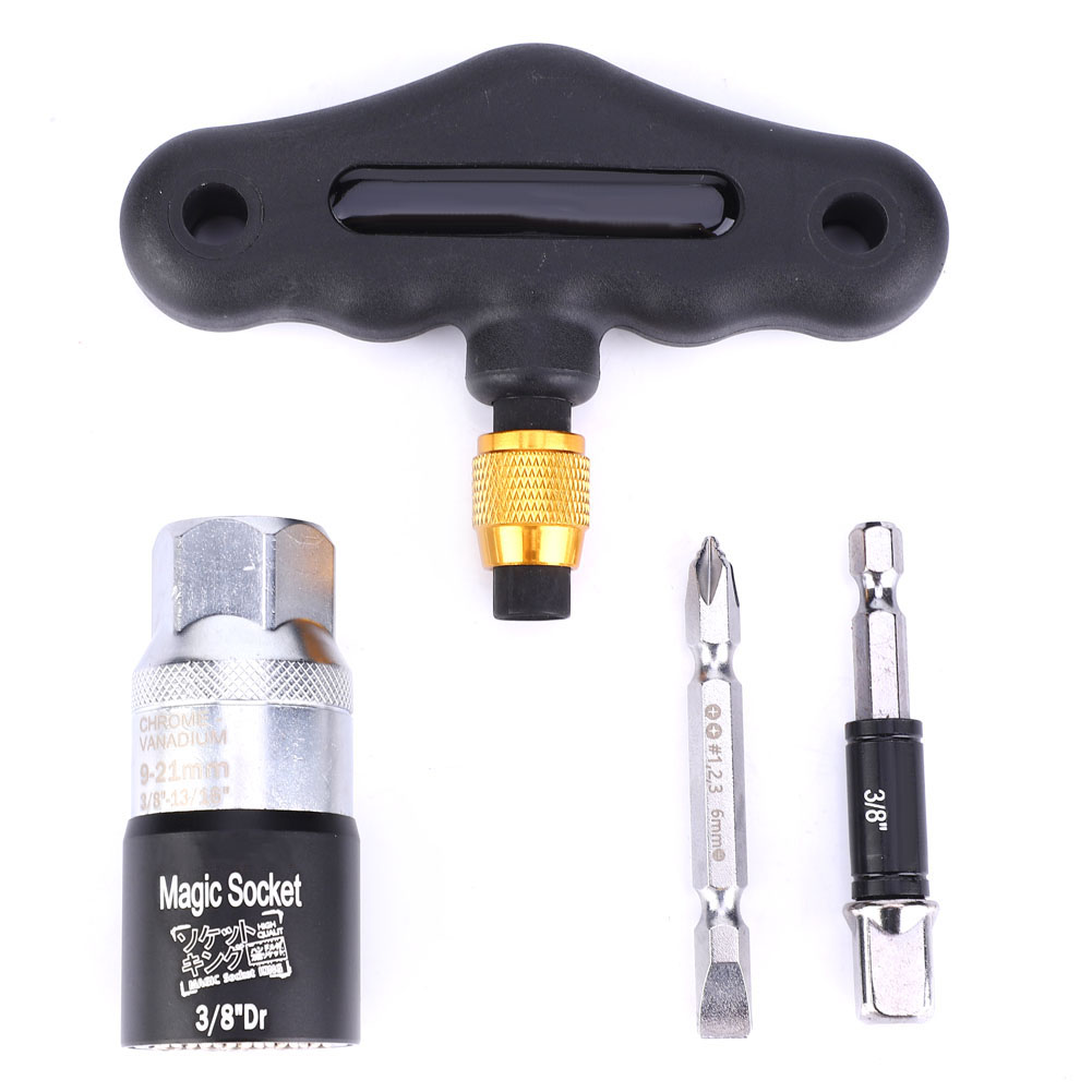 Set Mit 4 Universalverlängerungen Für 9-21 Mm Steckschlüssel Und Schwarze Schraubendreherbits