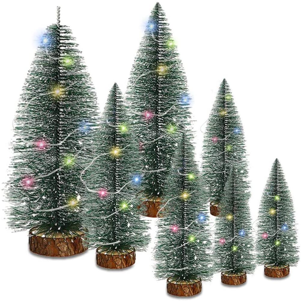Dekorativer Miniatur-weihnachtsbaum In 7 Teilen Mit Led-lichtern, Sisaldraht, Schneebedecktem Sockel Und Tannenzapfen Zur Dekoration Ihres Zuhauses Während Der Weihnachtsfeiertage.