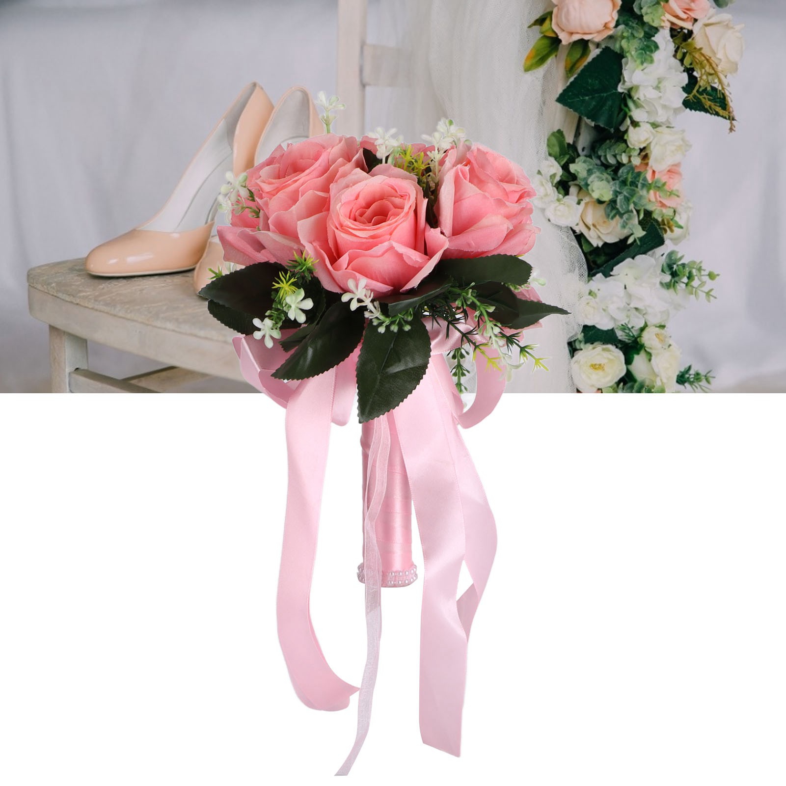 Brautstrauß Im Westlichen Stil Mit Seidenblumen, Künstlichen Rosen Und Rosa Brautstrauß.