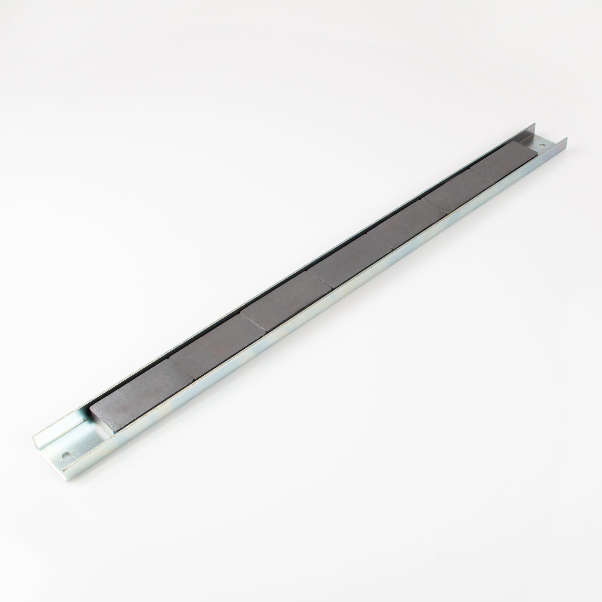 Magna-c Ferrit Flachleiste Im Verzinkten U-profil 609,6x43,7x15,75mm