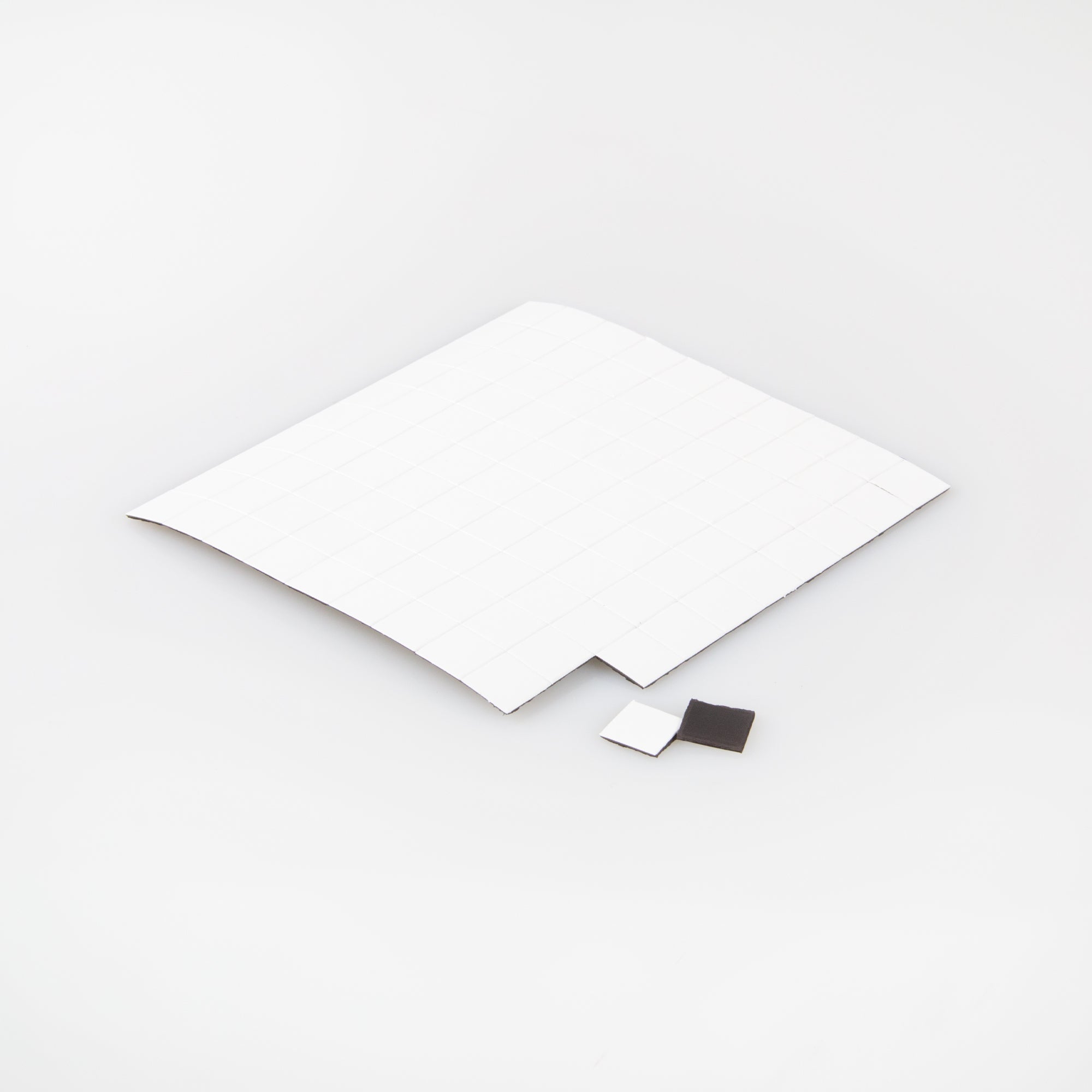 Magna-c Magnetfolienstanzteile 10x10mm - 100 Stück Im Set