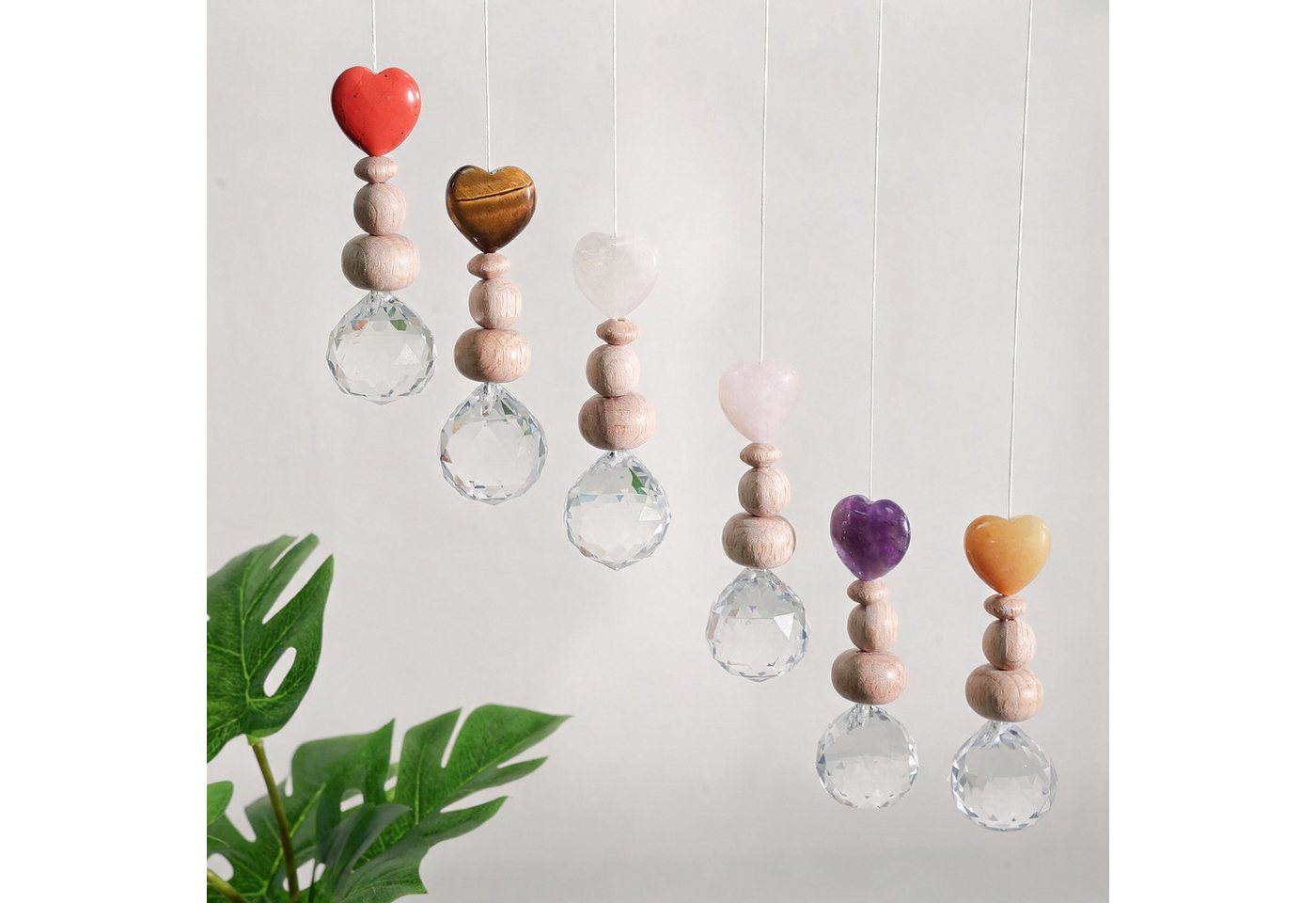 Karmandala Fensterdekoration Kristall Sonnenfänger mit Edelstein Windspiel Regenbogen Lichtfänger, echte Bergkristall Steine für Klarheit, Fokus und Ausgeglichenheit Bild 4