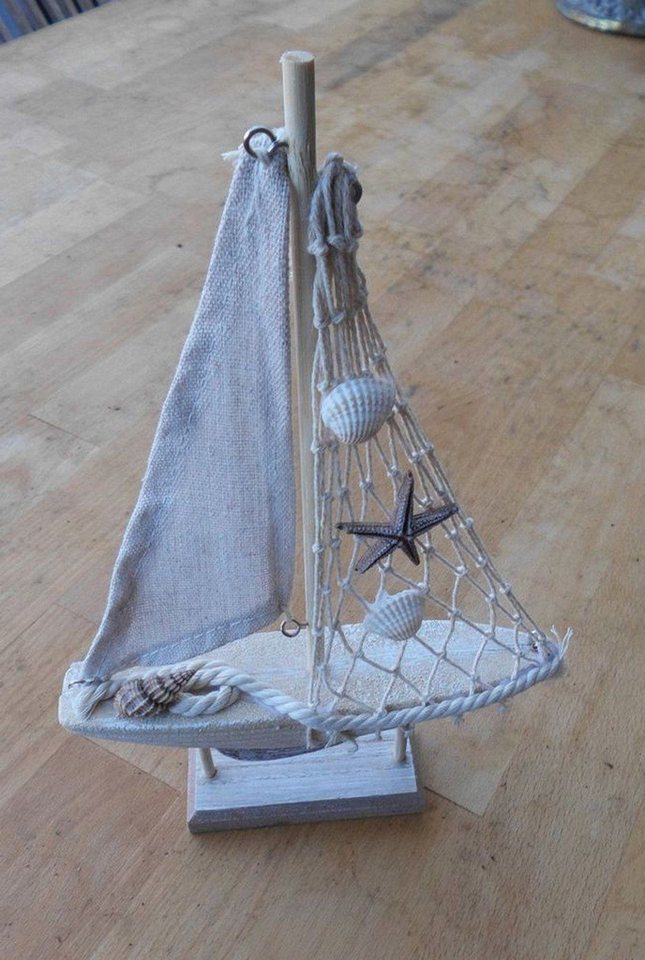 Deko-Impression Segelboot Segelboot Segelschiff mit Takelage. Maritimes Deko-Objekt Holz 27 cm, (1-St)
