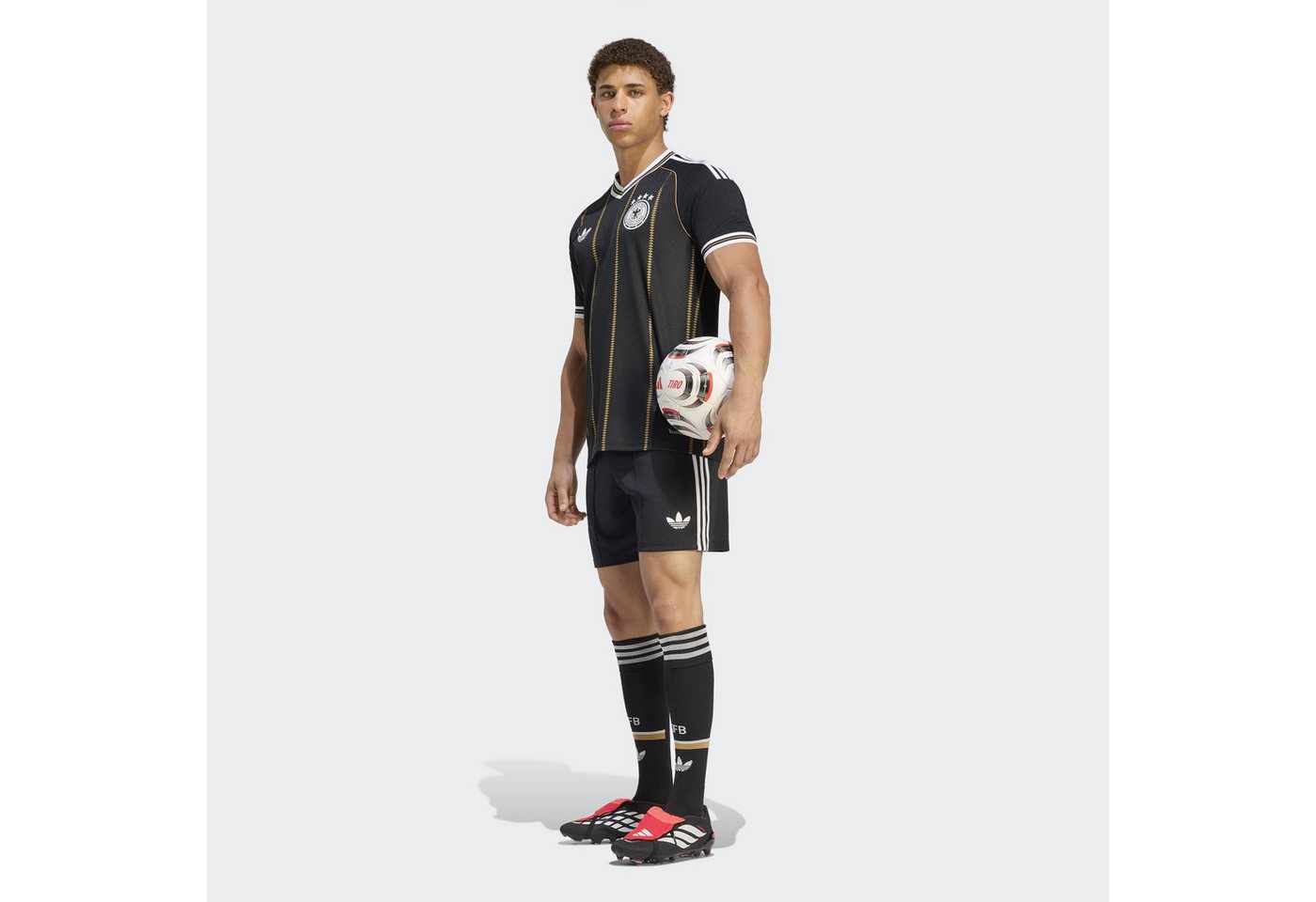 adidas Performance Fußballtrikot DEUTSCHLAND 26 AUSWEICHTRIKOT DFB, Vorbestellung: Versand erfolgt frühestens zum 05.10.2026 Bild 4