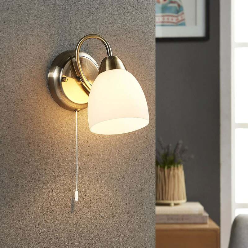 [neuwertig] B-ware Lindby Wandleuchte Mael Led Wandlampe Altmessing Zugschalter 20cm Höhe 14cm