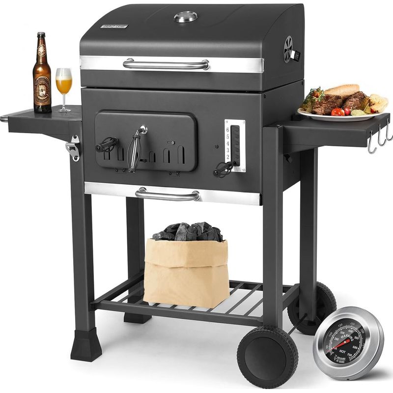 Xxl-holzkohlegrill – Extra Große Grillfläche – Höhenverstellbare Feuerstelle – 2 Seitentische Und Rollen