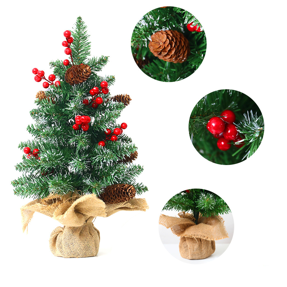 Künstlicher Miniatur-weihnachtsbaum (45 Cm) Mit Dekorativen Beeren Und Tannenzapfen Für Esstisch, Büro Oder Als Weihnachtsdekoration Für Zuhause.
