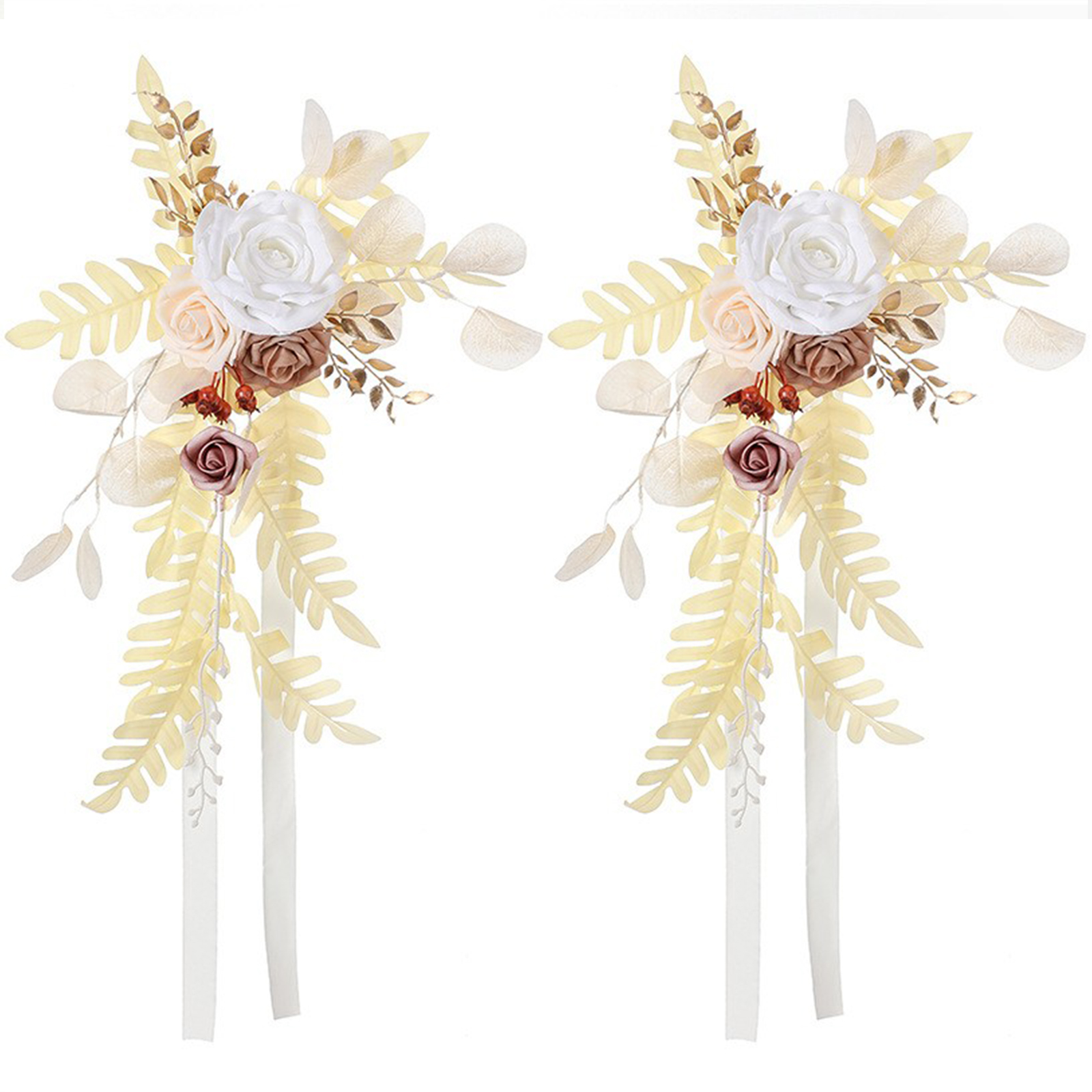 Champagnerfarbene Und Weiße Stuhlblumen - Set Mit 2 Künstlichen Champagnerfarbenen Blumen Für Eine Hochzeit Im Freien Im Bohème-stil.