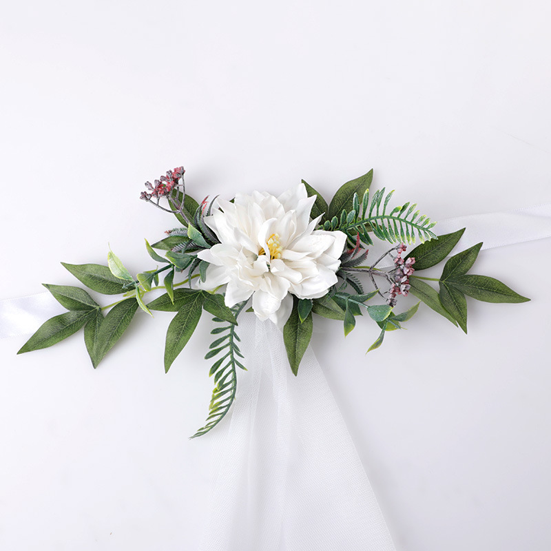 Sonderanfertigungen Sind Ab 60 Stück Möglich. Stuhldekoration: Weiße Kunstblumen + 1,5 M X 1 M Netzgewebe (set Mit 6 Teilen In Einer Box: 6 Blumen + 6 Netzgewebestücke).
