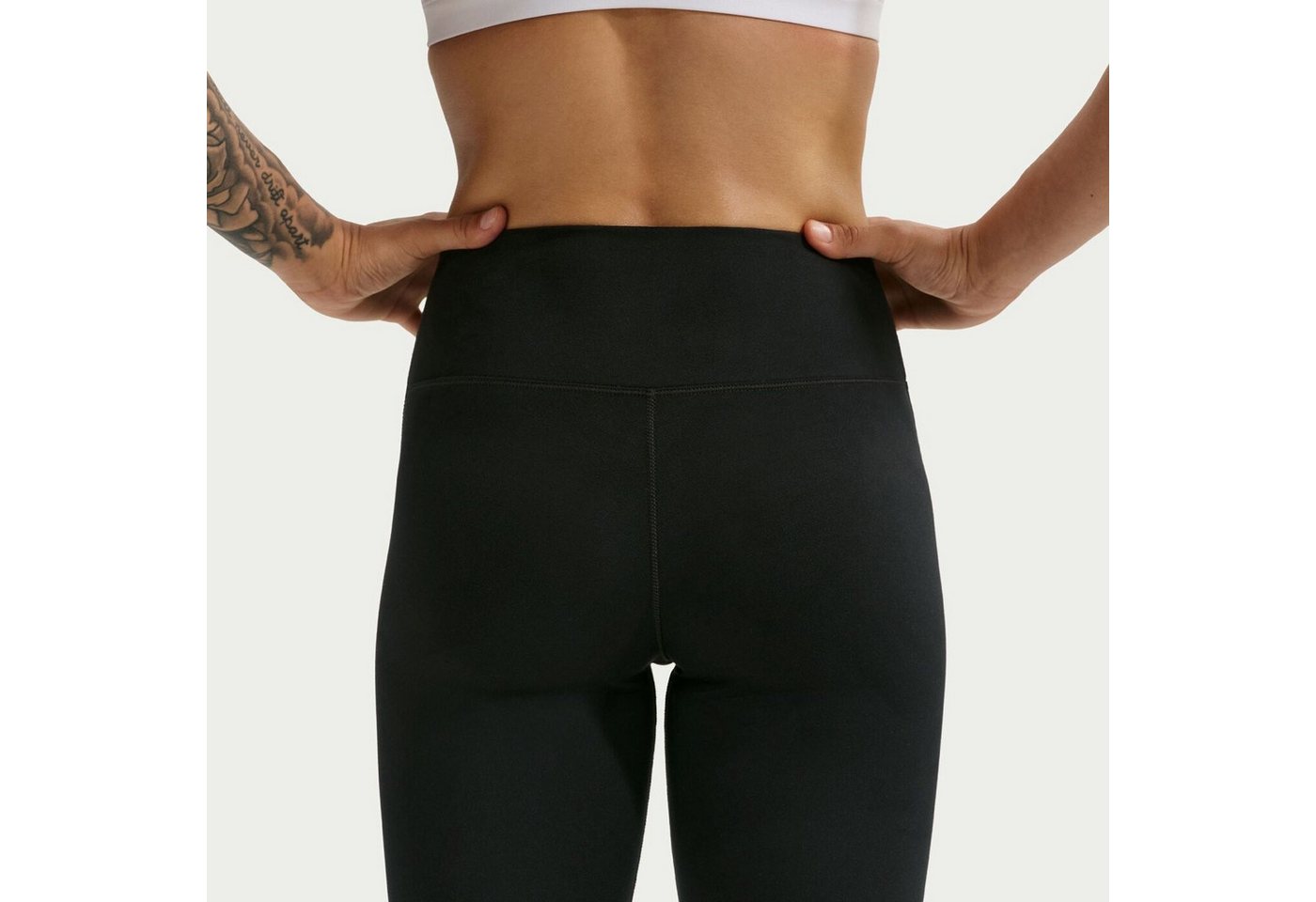 Nike Trainingstights W NK DF ONE HR TIGHT USEAM BLACK/WHITE Bild 2