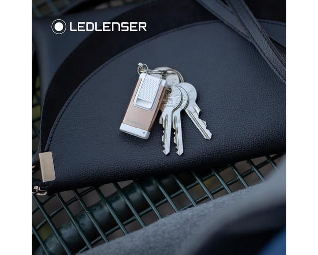 Ledlenser K6r Schlüsselbundleuchte, 400 Lumen, Wiederaufladbar, Mit Usb-a -schnittstelle, Mit Rotlicht, 1 Stk. (gold)