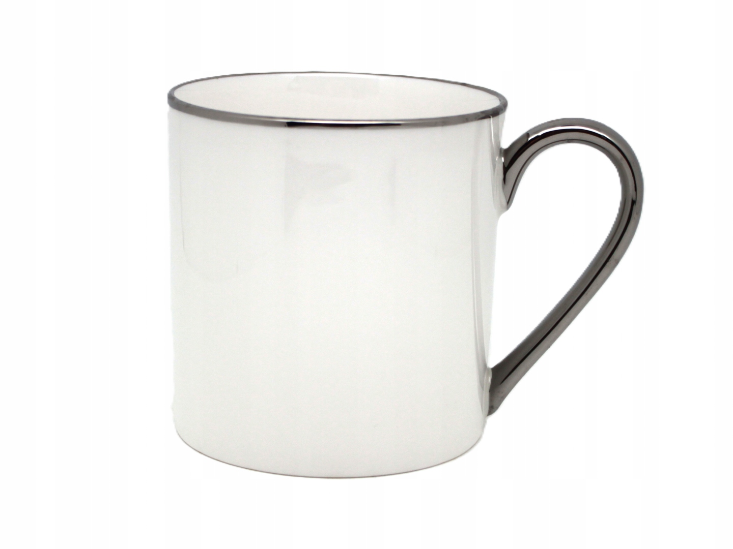 Elegante Große Weiße Porzellantasse Mit Silbernen Akzenten, 550 Ml