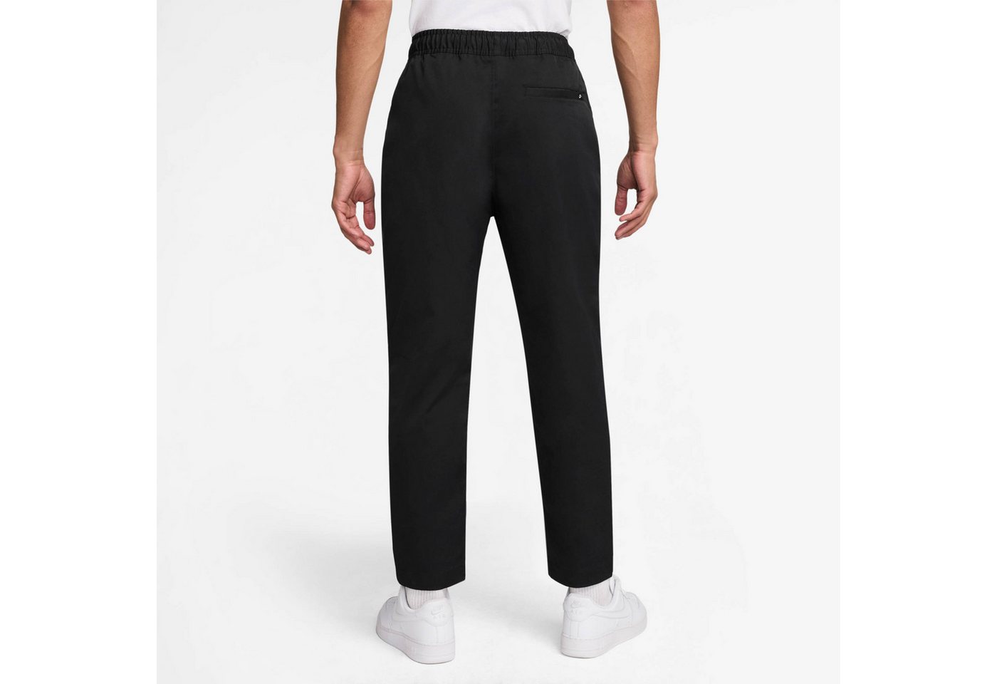 Nike Sportswear Sporthose M NK CLUB WVN TAPER PANT für Erwachsene, mit sportlichem Schnitt, auch in großen Größen Bild 3