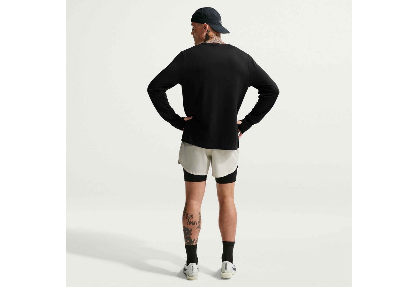 Nike Laufshirt M NK DF UV MILER WNT LS TOP mit Rundhalsausschnitt, Kurzarm, schnell trocknend, atmungsaktiv
