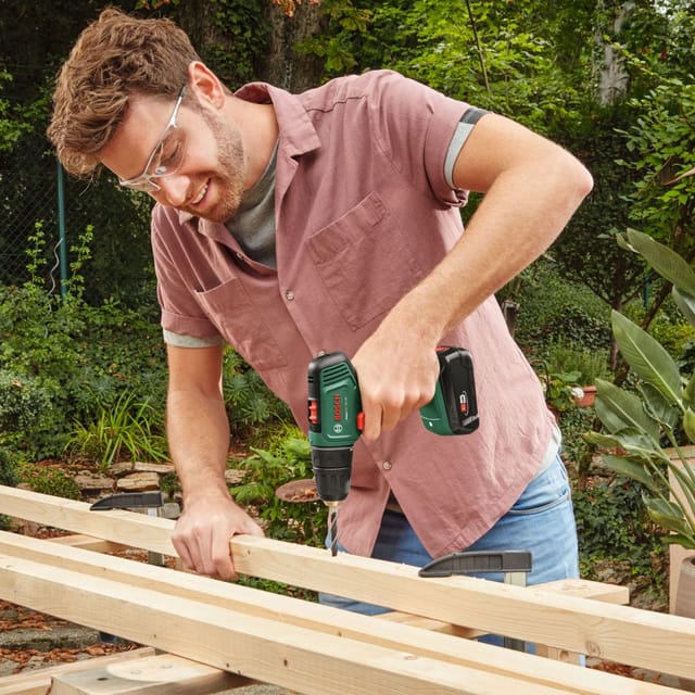 Akku-bohrschrauber Easydrill 18v-38, Incl. 1x Akku Pba 1,5 Ah, Ladegerät, Zubehör, Tragekoffer - Bosch