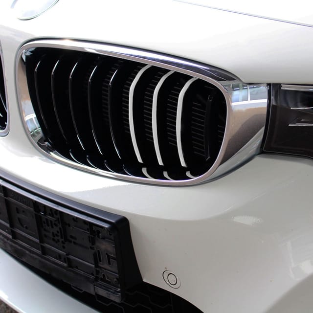 Autoaufkleber Kühlergrill Stripes Set Autos Nierenaufkleber Folie Weiß K005