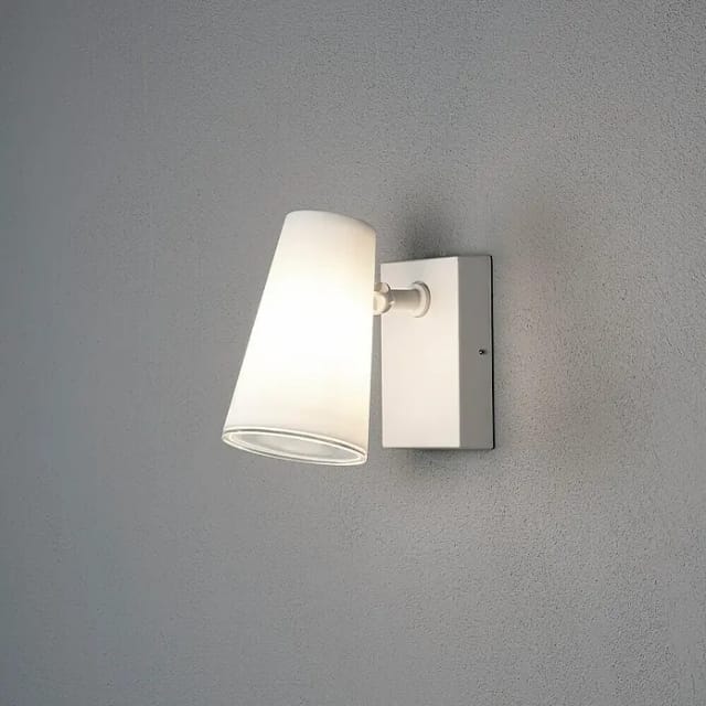 Konstsmide Lighting - Außenwandleuchte Downlight Fano Weiß Mit Schwenkbarem Kopf Höhe 21,5cm Ip54 E27