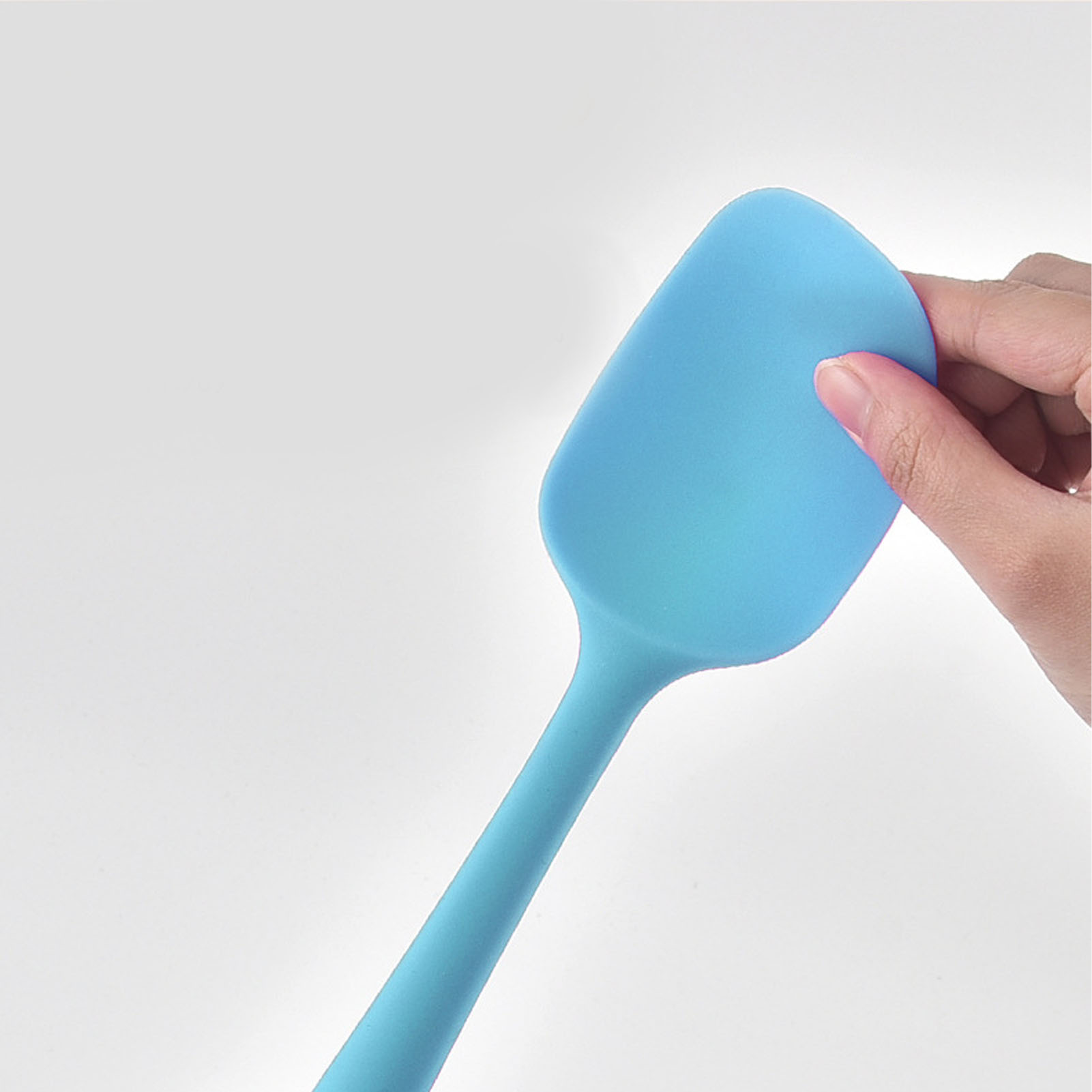 Hitzebeständiger Silikonspatel, T-förmig, Komfortabler Griff, Vielseitiges Küchenutensil Für Den Haushalt, Blaue Farbe, Gebäckschaber.