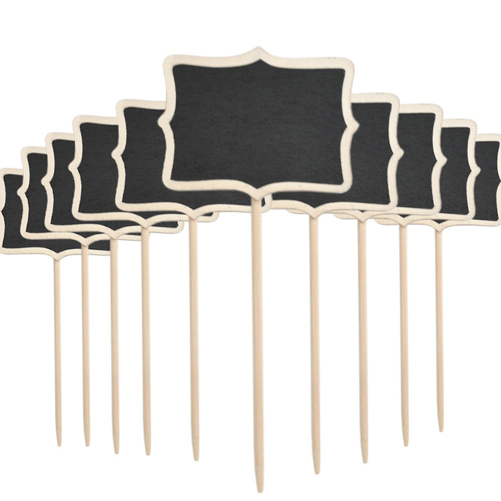 Set Mit 10 Kleinen Holztafeln Für Nachrichten Und Notizen.