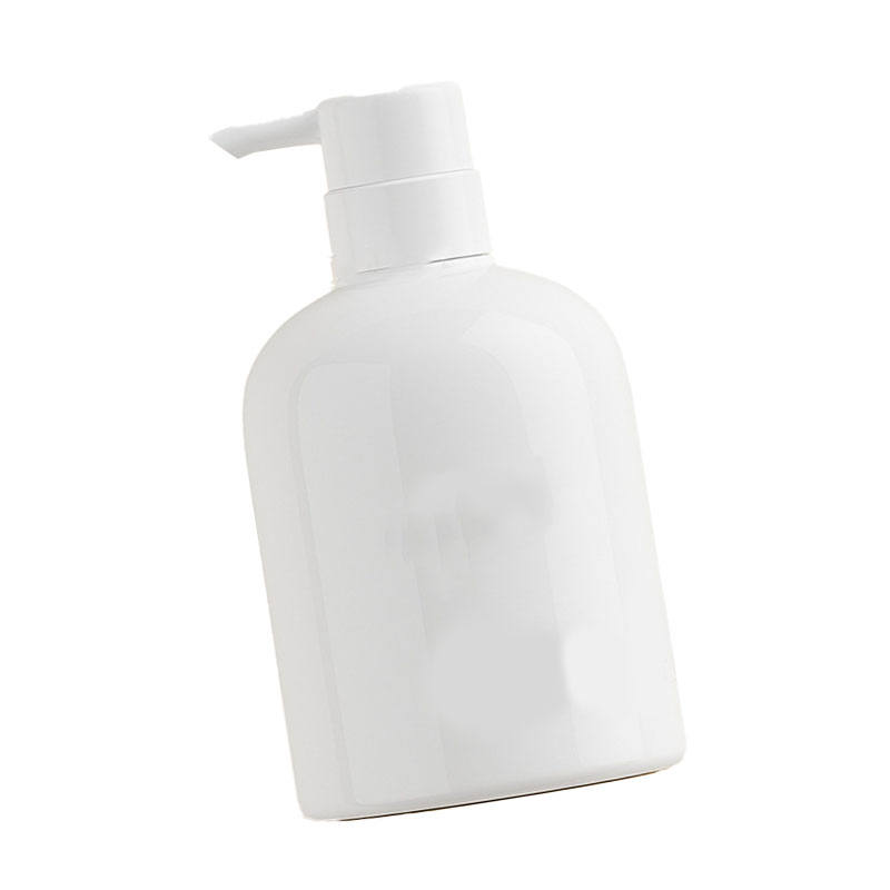 500 Ml Shampoo-spenderflasche Aus Weißem Kunststoff, Großes Fassungsvermögen, Mit Pumpe, Ideal Fürs Badezimmer. Inneneinrichtung.