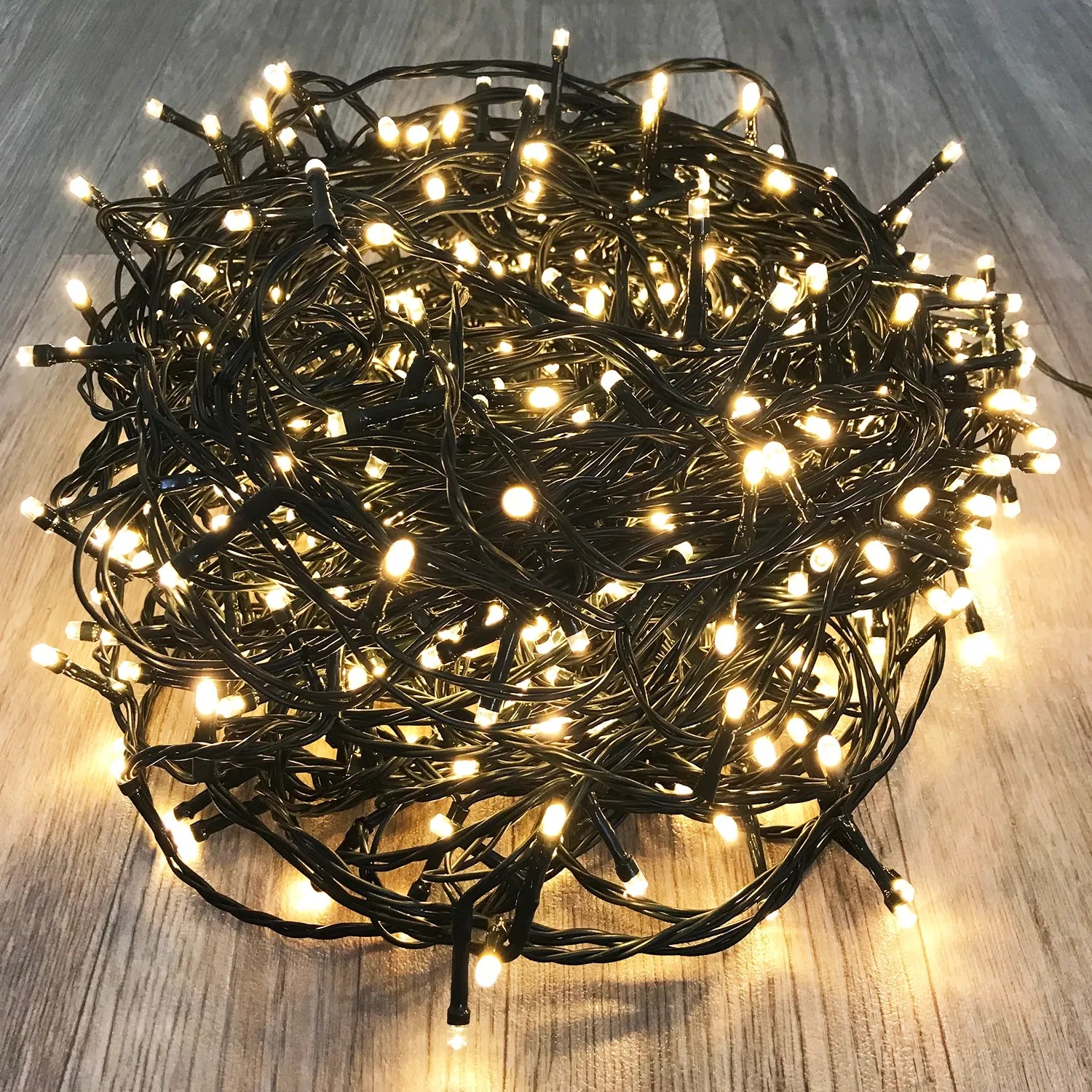 Mojawo 240er Lichterkette LEDs Innen und Außen Warmweiß Kabel Dunkelgrün