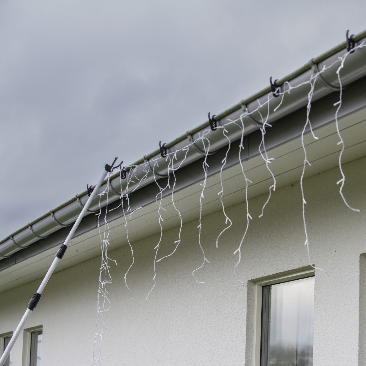 Konstsmide Teleskopstab EasyFix für Lichterketten Bild 4