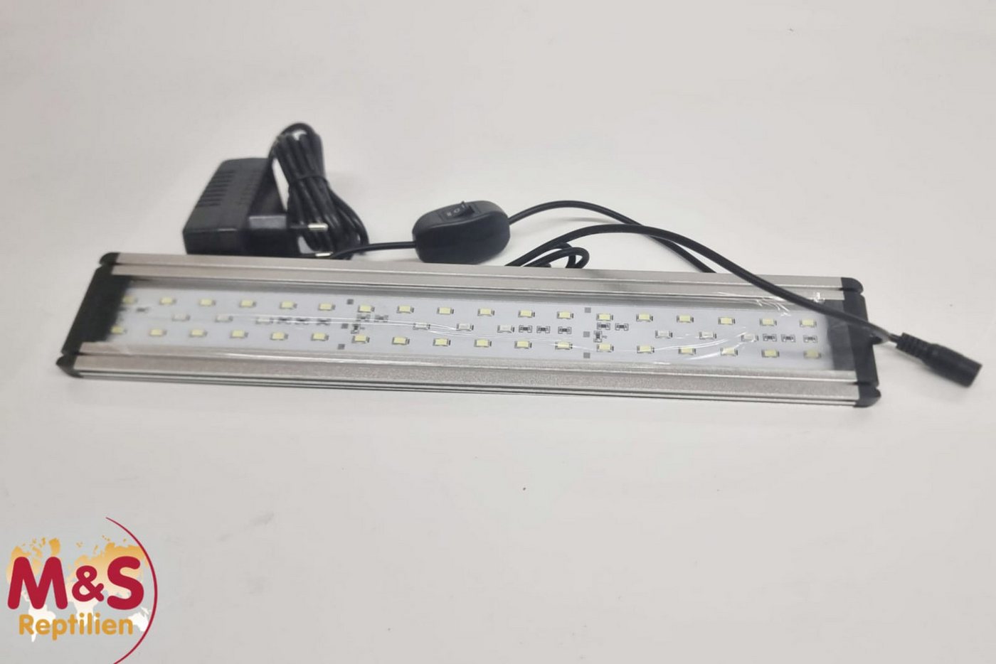 M&S Reptilien Terrarienleuchte X-Reptile LED TerraStrip Superflat 14 Watt (ca. 40 cm) Bild 2