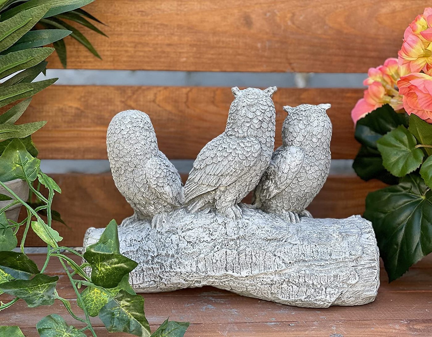 Stone and Style Gartenfigur Frostfeste Steinfigur 3 Eulen auf Baumstamm
