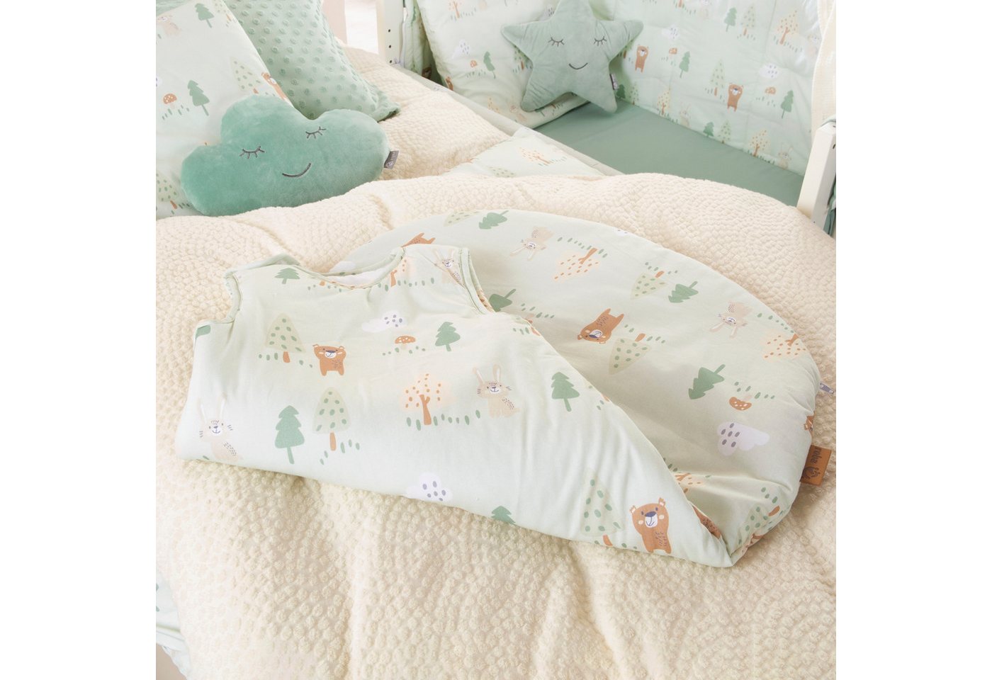 roba® Babyschlafsack Woodland Buddies - Schlafsack ganzjährig aus Baumwolle für Babys (TOG-WERT 1,0), Atmungsaktiv & hautfreundlich - Ohne Ärmel - Tier Motiv - Pastell Grün Bild 4