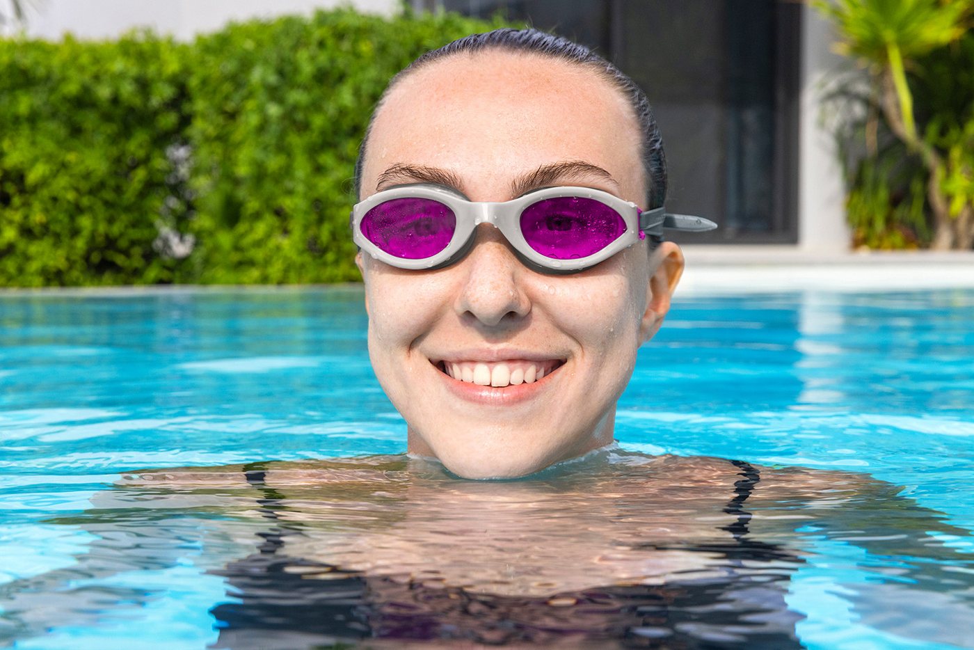 Bestway Schwimmbrille Accelera™, (Packung, 1-St., Verstellbares, zweigeteiltes Silikon-Kopfband), 100% latex- und PVC-frei Bild 4