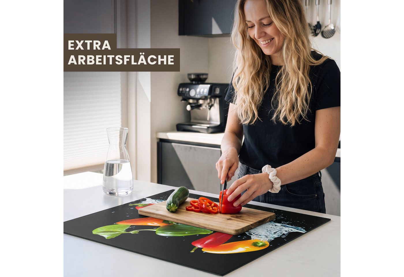 MuchoWow Herd-Abdeckplatte Paprika - Schwarz - Gemüse - Wasser - Blatt, Vinyl, (1 tlg), Abdeckplatte für Ceranfeld, Herd Inductionsmatte, 57.6x51.6 cm Bild 2
