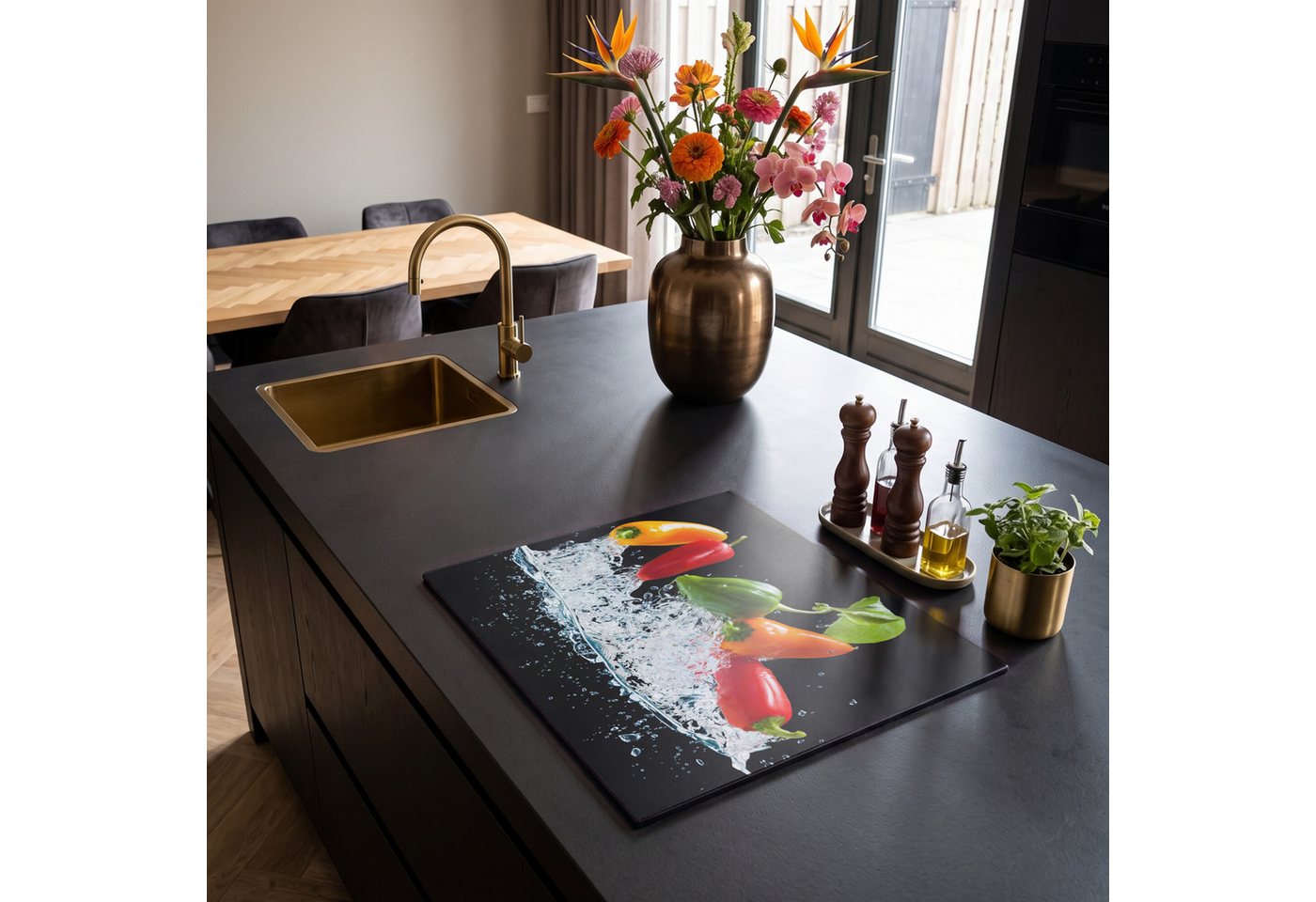 MuchoWow Herd-Abdeckplatte Paprika - Schwarz - Gemüse - Wasser - Blatt, Vinyl, (1 tlg), Abdeckplatte für Ceranfeld, Herd Inductionsmatte, 57.6x51.6 cm Bild 4