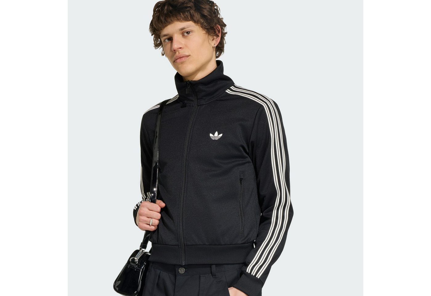 adidas Originals Trainingsjacke BECKENBAUER ORIGINALS JACKE, KÜRZER GESCHNITTEN (1-St)