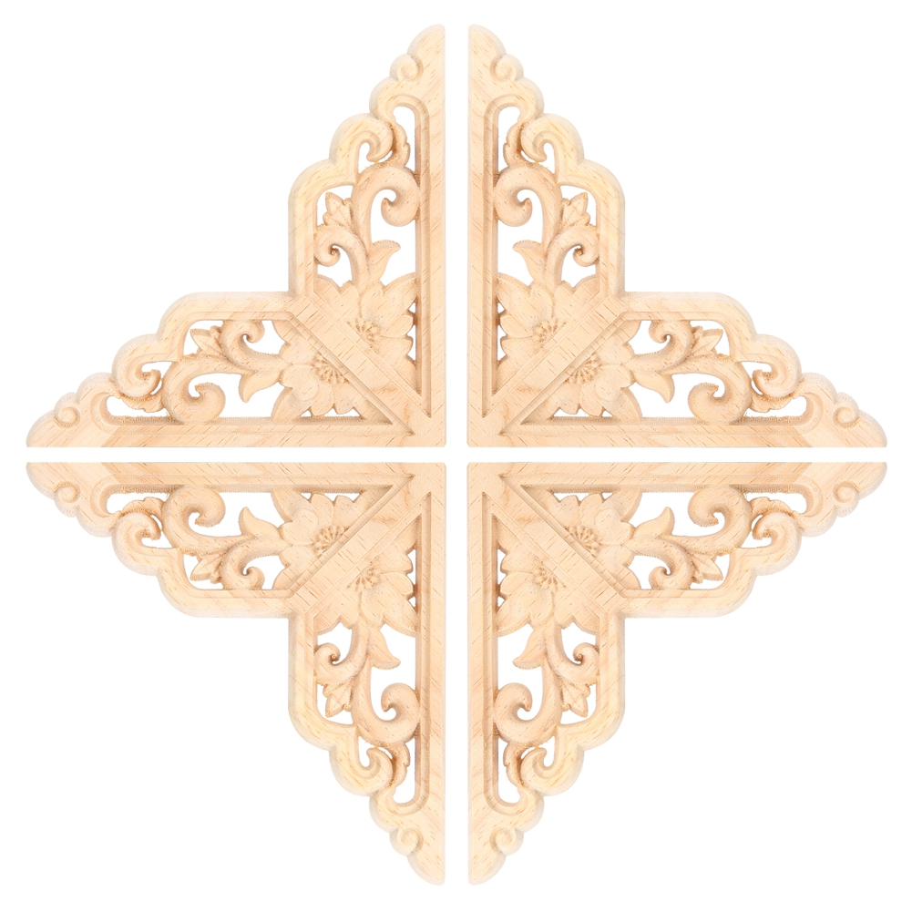 Set Aus 4 Dekorativen, Geschnitzten Holzwandleuchten Zur Platzierung In Den Ecken Eines Möbelstücks.
