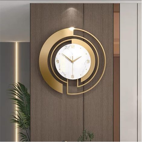 Dekorative Metallwanduhr – Geräuschloser Betrieb – Metallzeiger – Präzise Zeitmessung – Für Wohnzimmer Und Flur (weiß Und Gold)