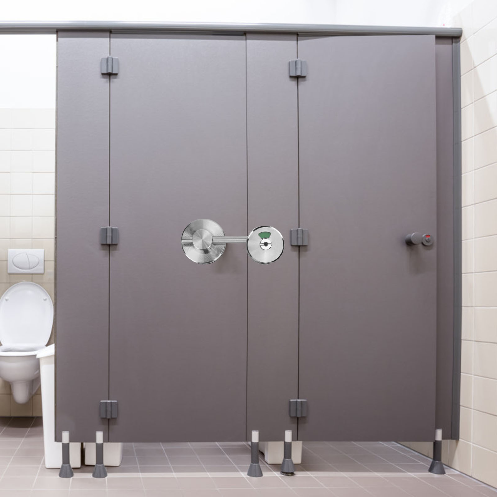 Hinweis Auf Privatsphäre: Freies/besetztes Türschloss Zeigt An, Ob Die Öffentliche Toilette (wc/lagerraum) Abschließbar Ist.