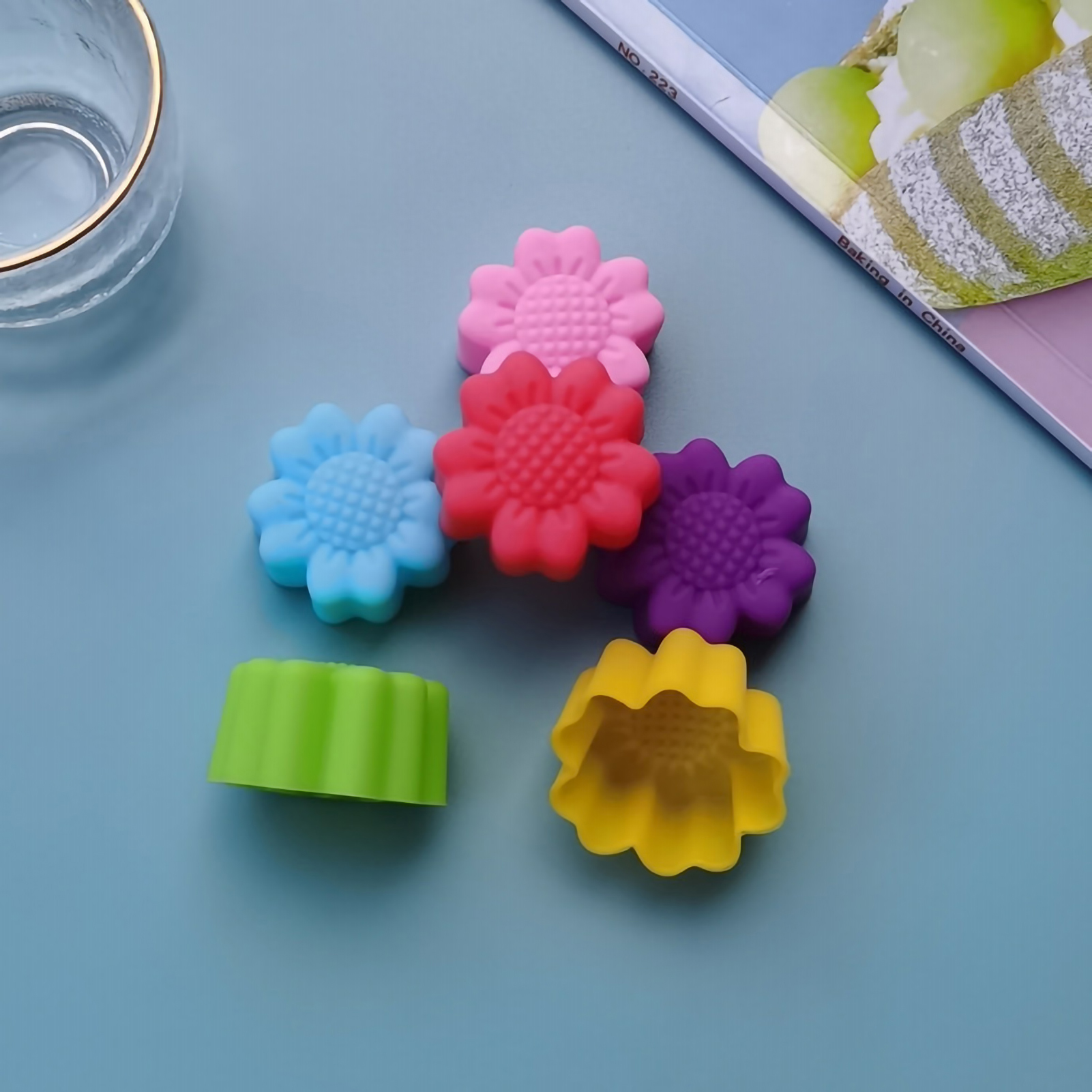 3 Cm Große, Gänseblümchenförmige Silikon-schokoladenform, 12 Verschiedene Farben