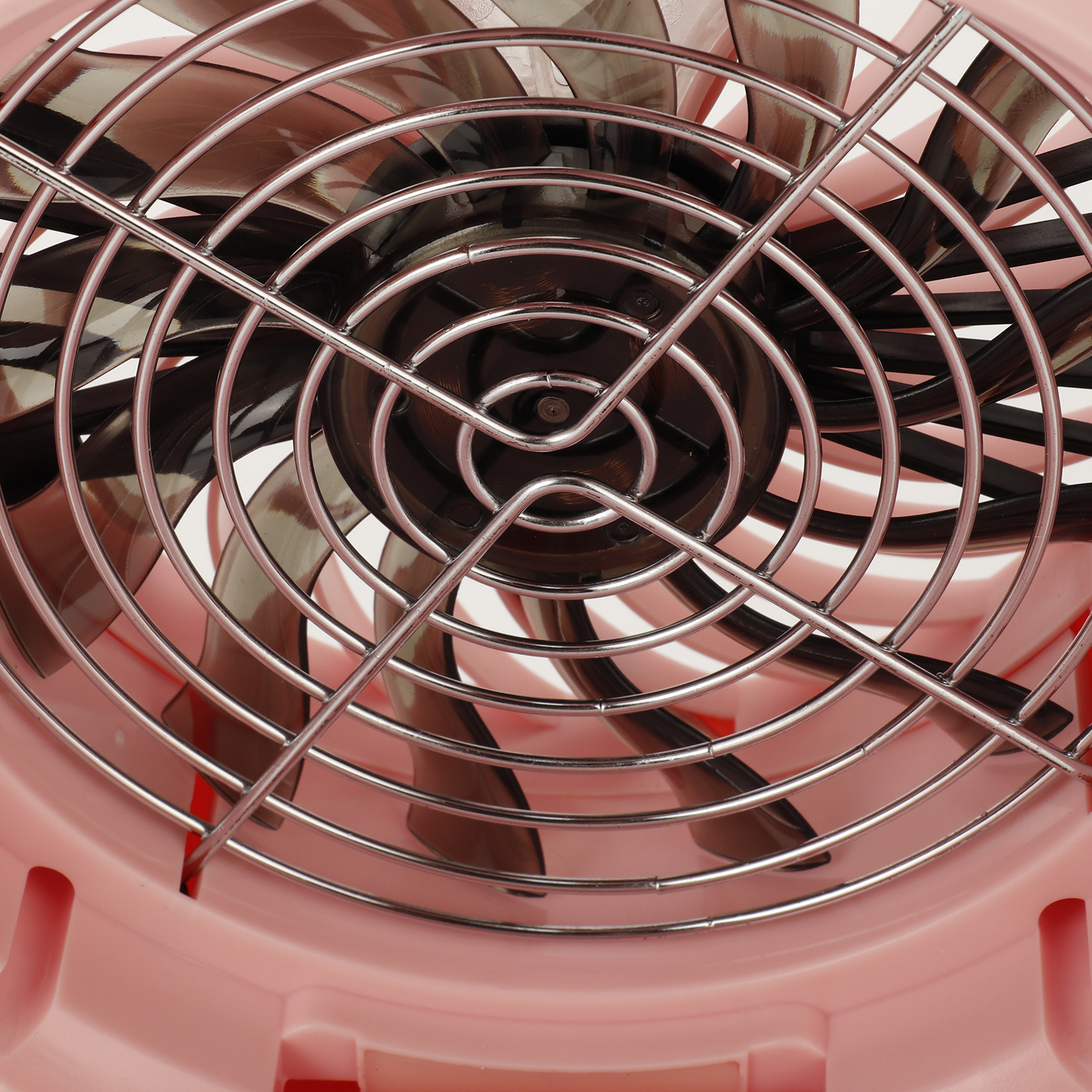 Mini-tischventilator Mit Sprühfunktion Und Luftbefeuchter, Ideal Für Zuhause Und Büro (pink Pig).