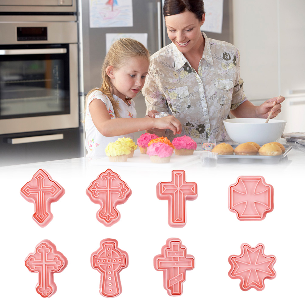 Set Mit 8 Dreidimensionalen Weihnachtsbackutensilien (keksformen, Kreuzförmiges Set), Wie Abgebildet.