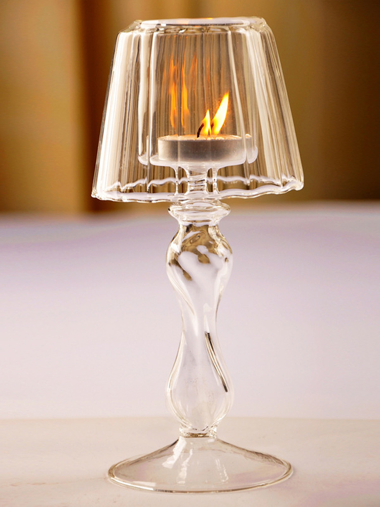 Tischleuchte Aus Klarglas In Form Eines Kandelabers – Ein Originelles Dekorationsobjekt Für Hochzeiten Und Wohnräume. Material: Glas