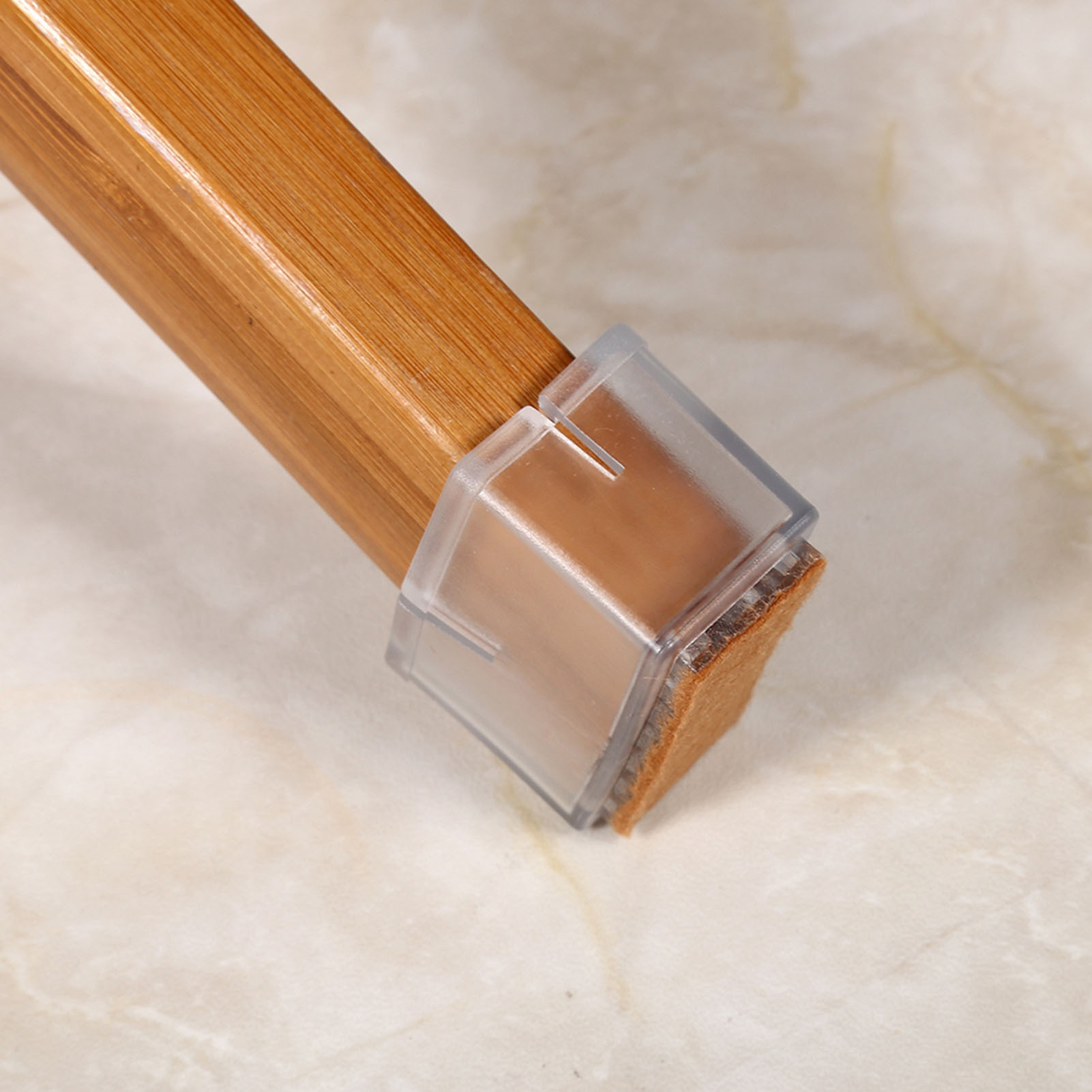 Set Mit 8 Rechteckigen Stuhlbeinschonern Mit Gummisohlen (transparent)