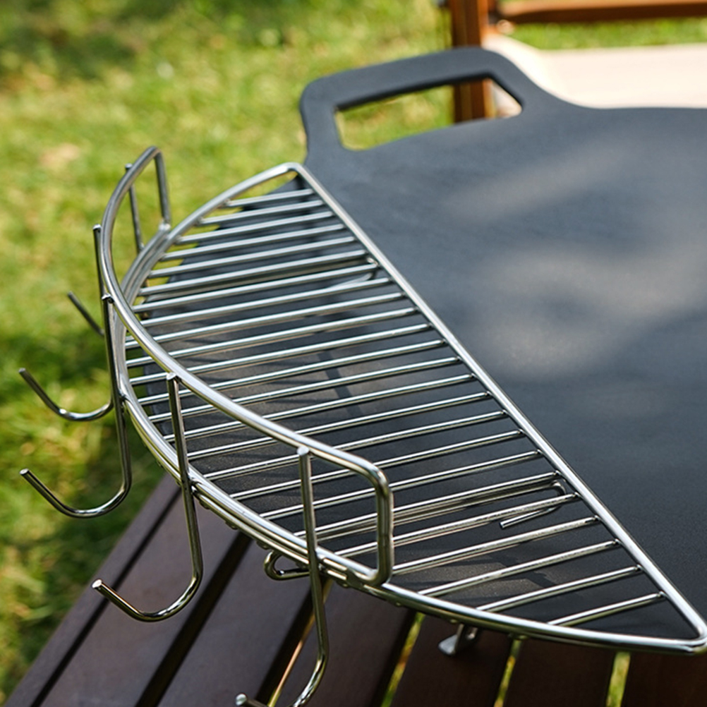 Ein Halbrunder Grillrost Aus Edelstahl 304 Mit Haken, Abmessungen 33,3 X 10,8 X 7,3 Cm, Wie Auf Dem Bild Dargestellt.