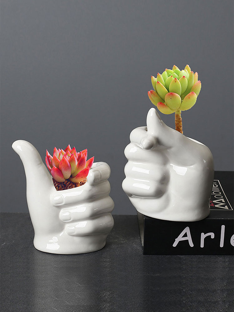 Neuer, Kreativer Sukkulenten-blumentopf Für Den Garten, Keramik-tischtopf Für Drinnen, Herzförmiges Design, Weiß. Material: Keramik.