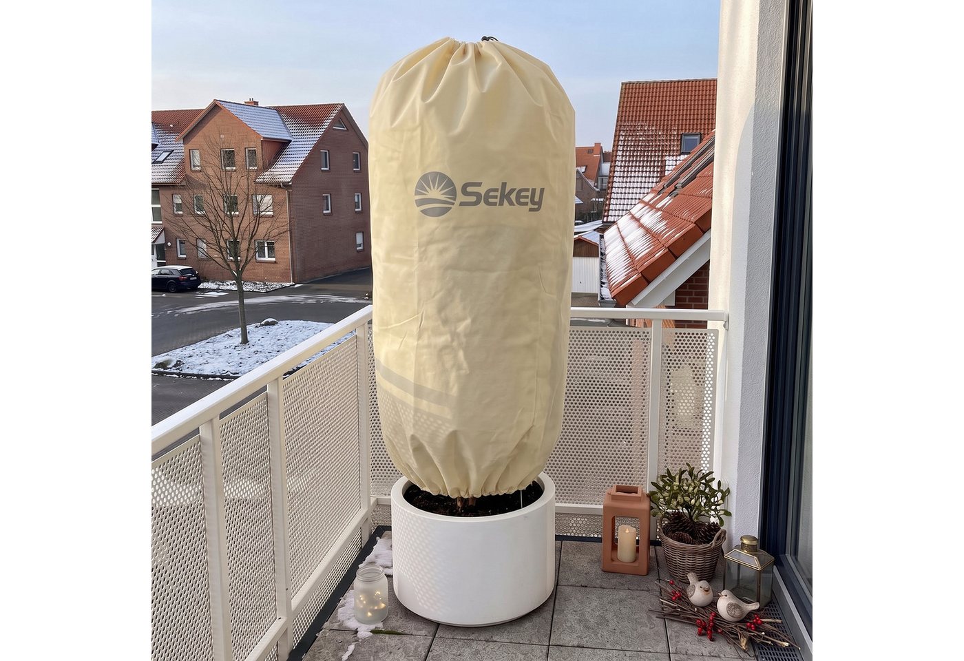 Sekey Winterschutzhaube Winterschutz für Pflanzen Frostschutz Haube mit 2 Zugbändern (1-St), Beige, 80x100cm Vlieshülle, Pflanzenabdeckung mit doppeltem Zugband Bild 4