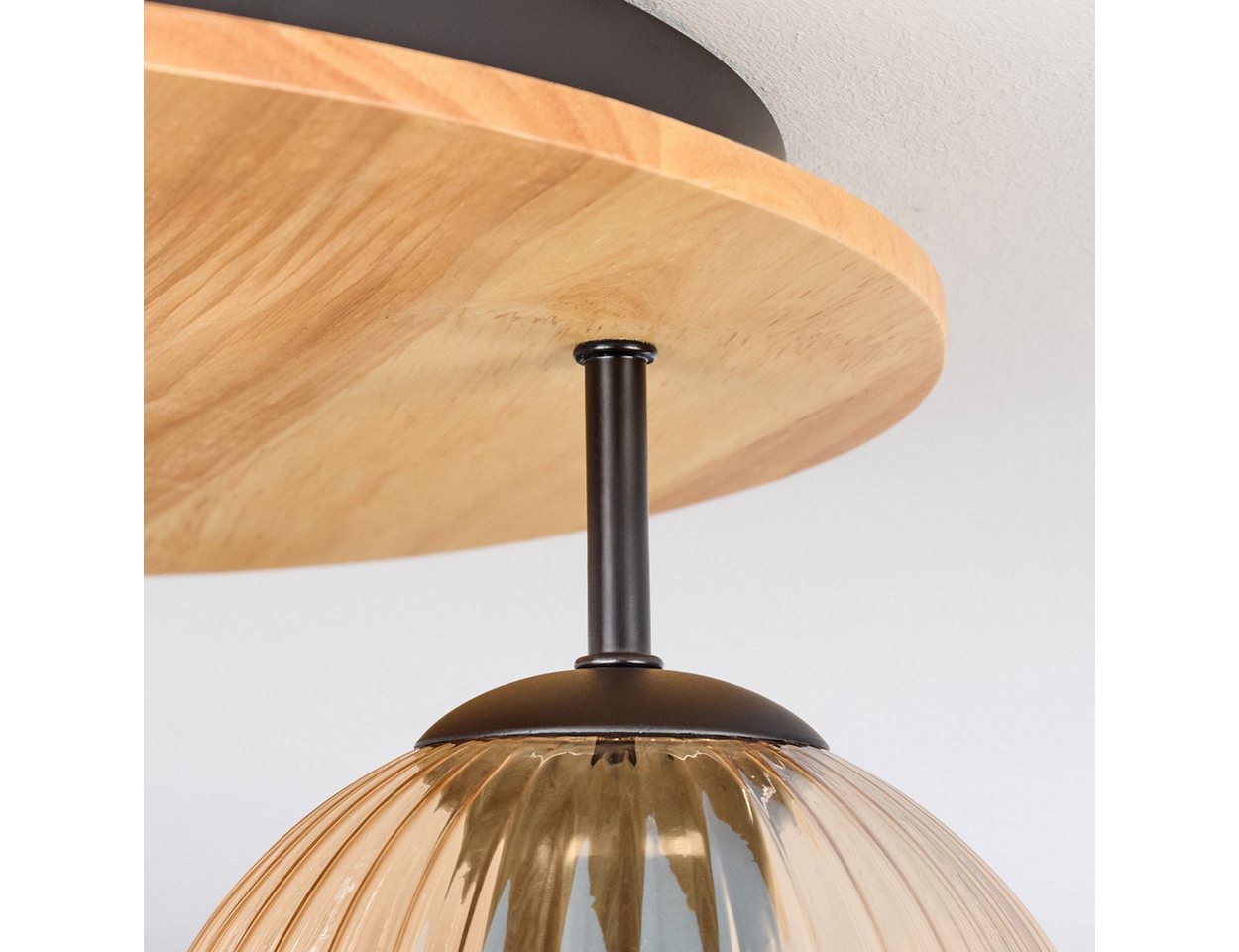 hofstein Deckenleuchte Deckenlampe aus Metall/Holz/Riffelglas in Schwarz/Natur/Bernstein/Klar, Deckenleuchte im Retro/Vintage-Design (Schirme Ø 15 cm), 3 x E27 Bild 2