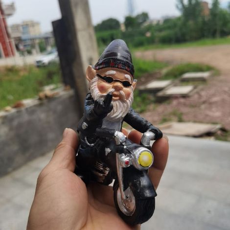 Garden Gnome - Resin Outdoor Decoration Statue - Waterproof Sunproof Lawn Garden Ornament - 13 X 6 X 13.3 Cm - 1 Piece